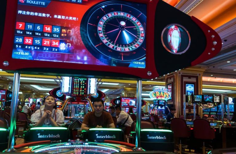 Operadora de jogo de Macau SJM com prejuízo de 342 ME no segundo trimestre