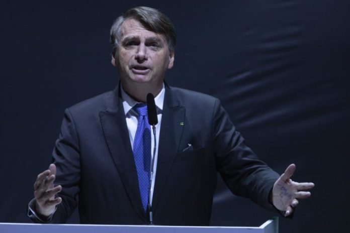 39153984.jpg