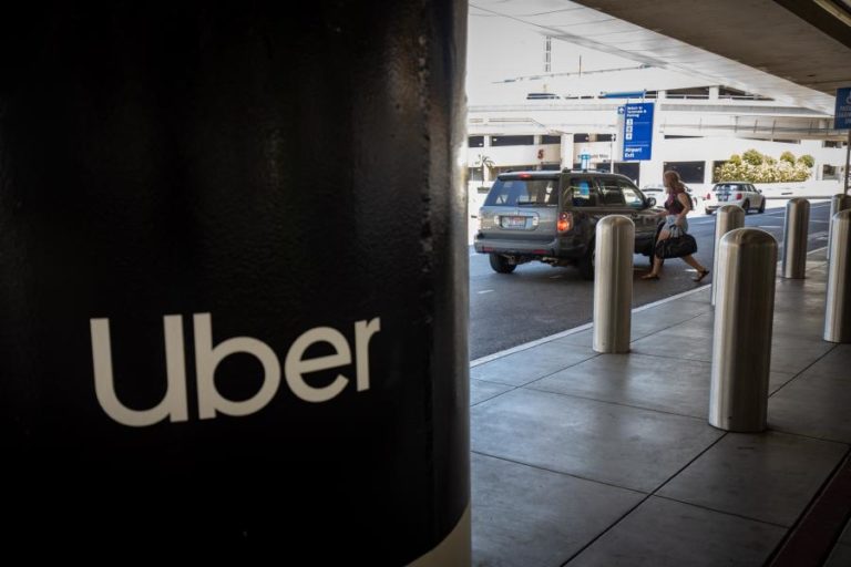 Pirata informático acedeu a dados da empresa Uber nos Estados Unidos