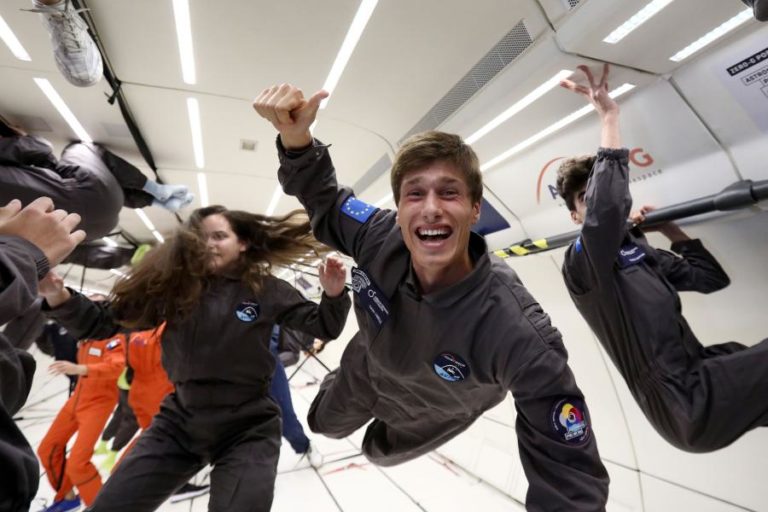 Voar para o espaço será normal dentro de 100 anos – astronauta Matthias Maurer