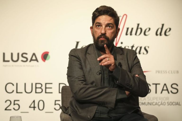 “Catarina e a beleza de matar fascistas” teve “dimensão profética” – Tiago Rodrigues