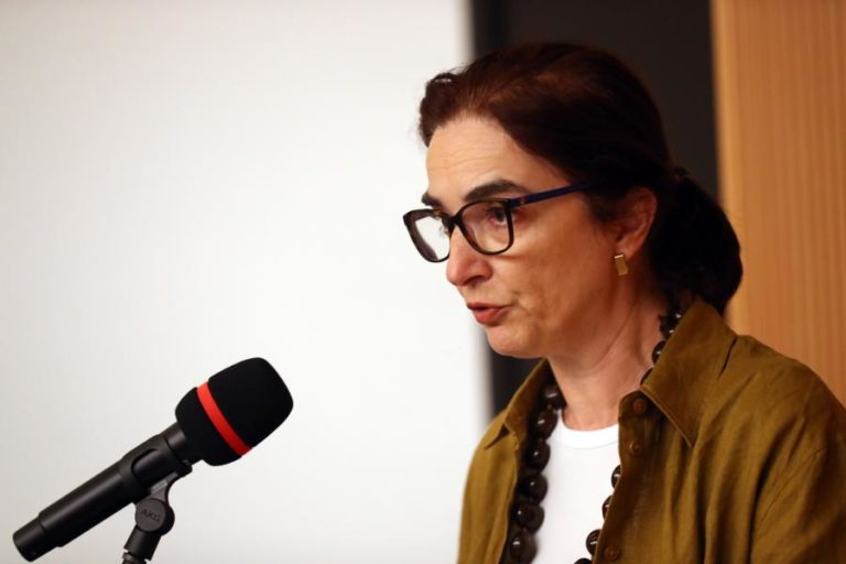 Governo destaca capacidade de cientistas em captar verbas para investigação