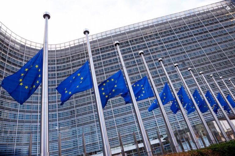 Bruxelas saúda acordo entre Portugal, Espanha e França para interconexões