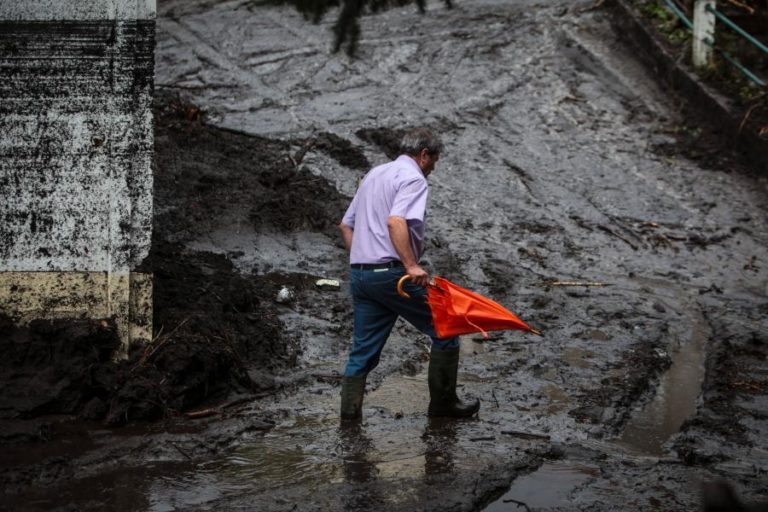 Sete distritos do continente sob aviso amarelo na quarta-feira devido à chuva