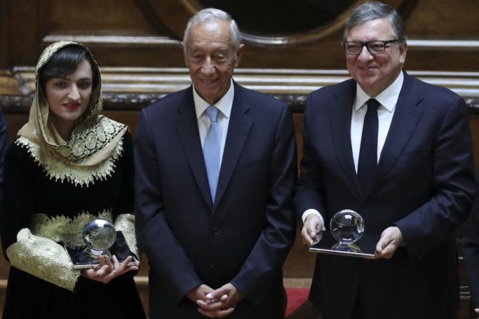 39671313.JPG