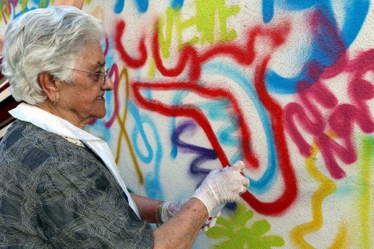 Projeto Lata 65 celebra 10 anos com oficina gratuita de arte urbana