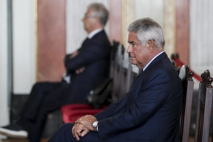 39769222.jpg