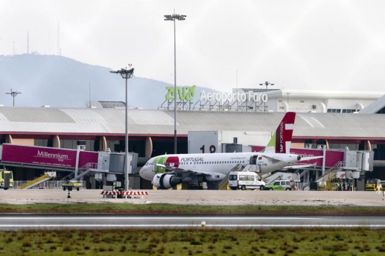 Aeroporto de Faro vai ter 18 novas rotas e seis novos destinos no verão