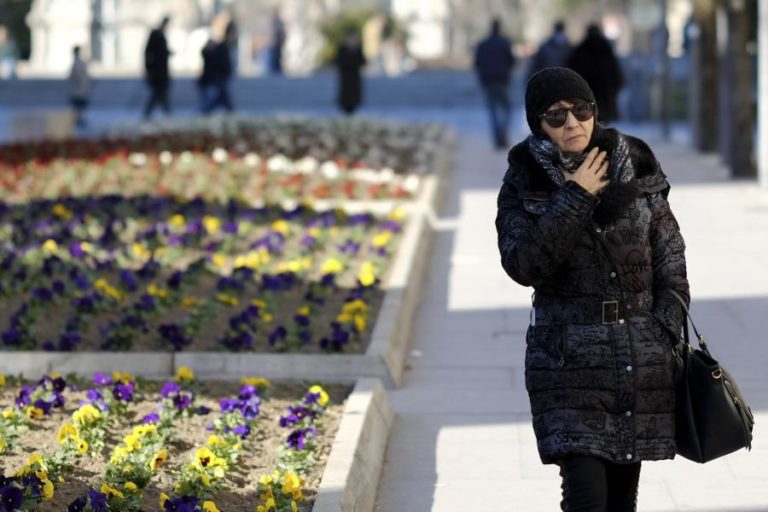 Dez distritos sob aviso amarelo devido ao tempo frio e queda de neve