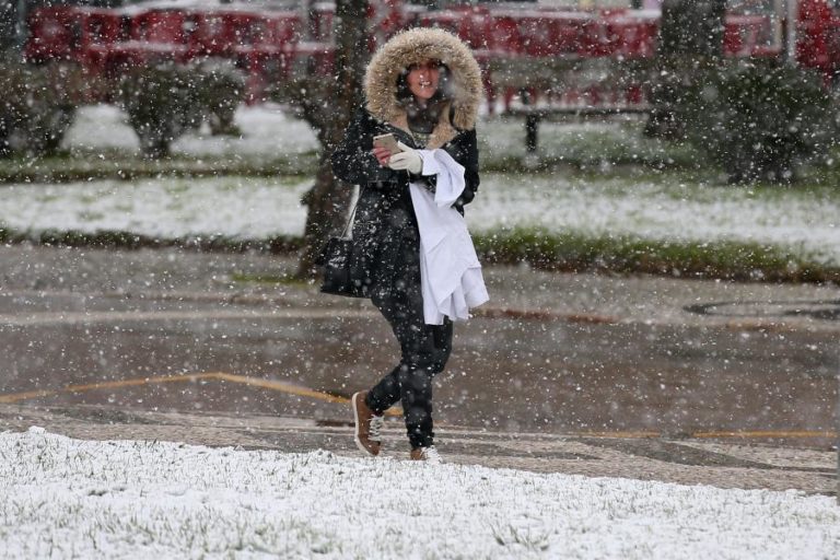 Tempo frio regressa a portugal continental com descida de temperatura entre 05 e 10 graus