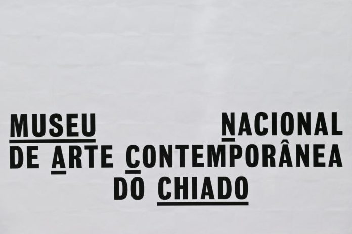 19490052.jpg