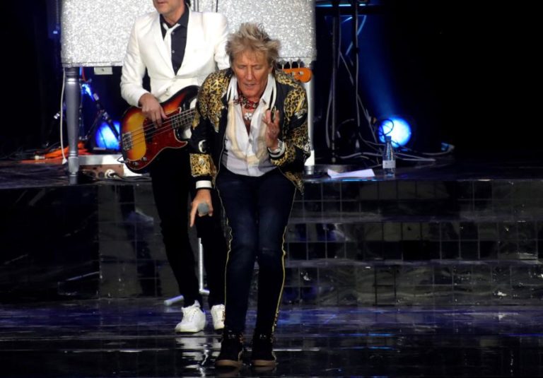 Rod Stewart atua em Lisboa em julho