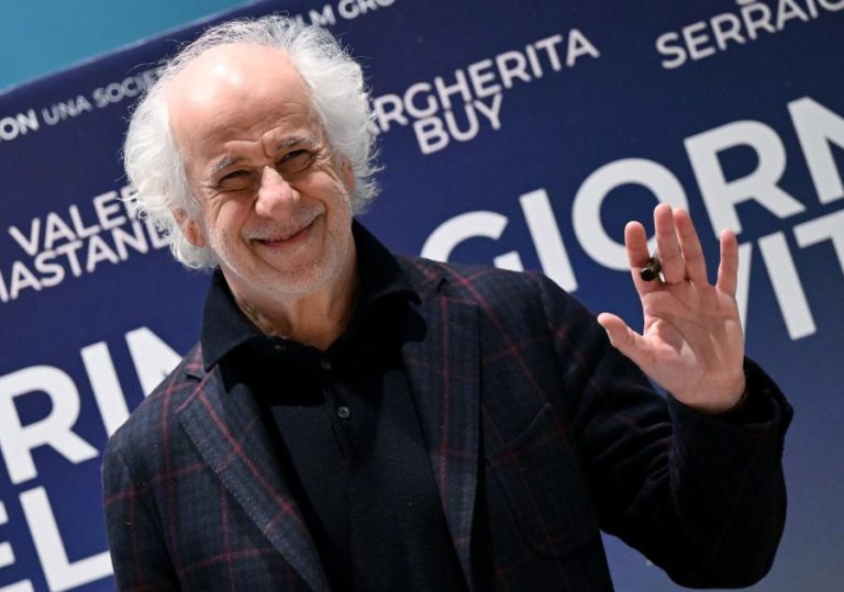 Festa do Cinema Italiano acolherá teatro com Toni Servillo e fotografia de Luigi Gherri