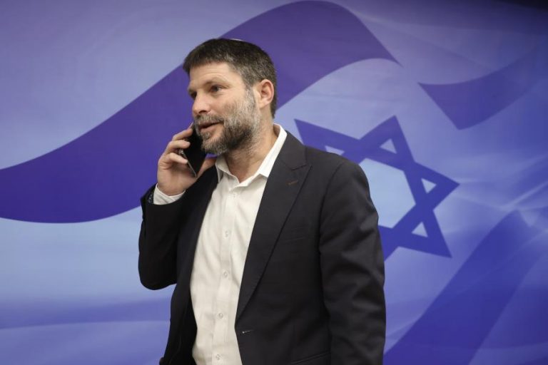 Ministro das Finanças de Israel diz que o povo palestiniano não existe