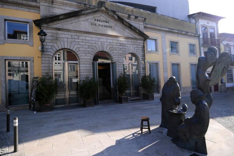 Mostra internacional de teatro em Braga, Barcelos e Maia solidária com a Ucrânia