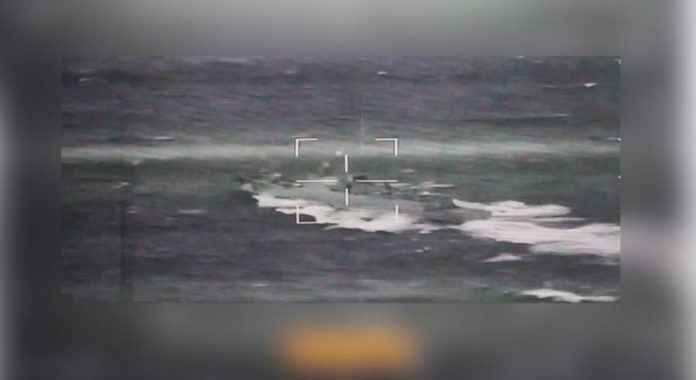 40592311.jpg