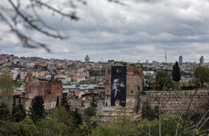 40665328.jpg