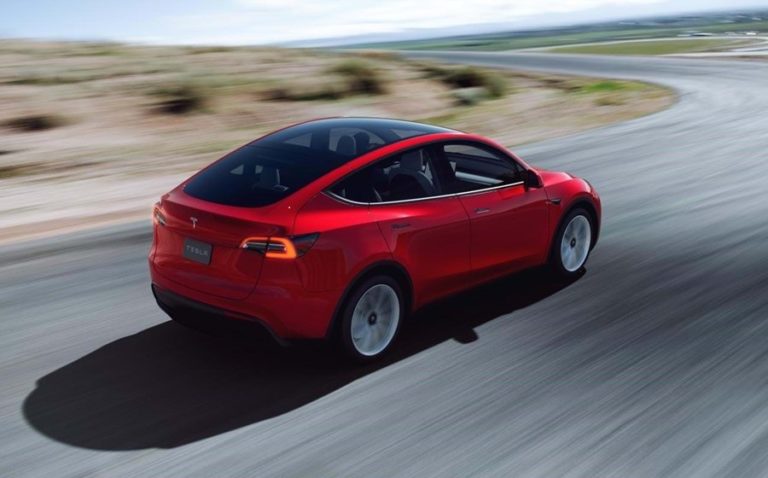FOTO: TESLA