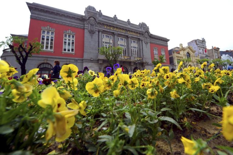 Festival dedicado à música nacional em destaque no Theatro Circo no verão