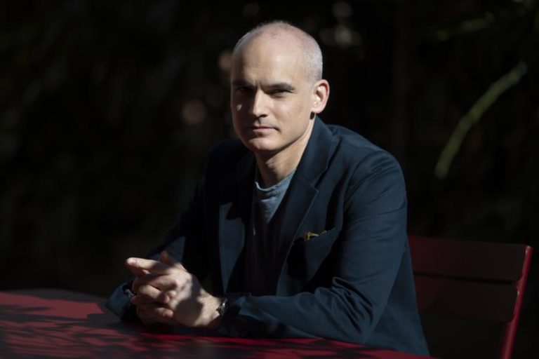 “Confiança”, de Hernán Diaz, vence Prémio Pulitzer de Ficção