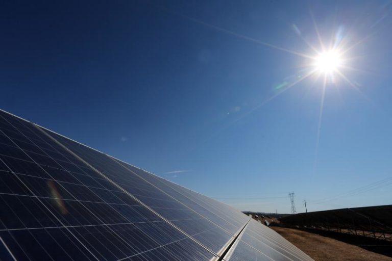 Angola quer 70% da matriz energética do país com base renovável até 2025