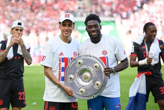 FOTO: ALPHONSO DAVIES TWITTER