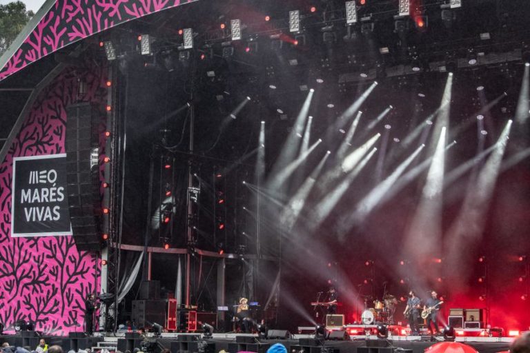 J Balvin e Pablo Alborán em destaque no segundo dia de festival Marés Vivas