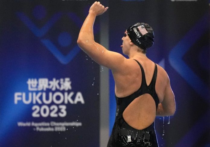 41243830.jpg