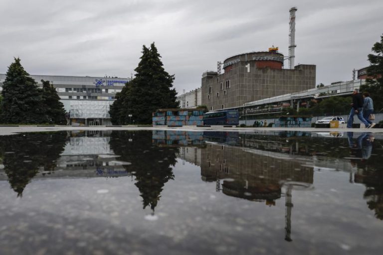 Central nuclear de Zaporijia perde energia e há ameaça de apagão