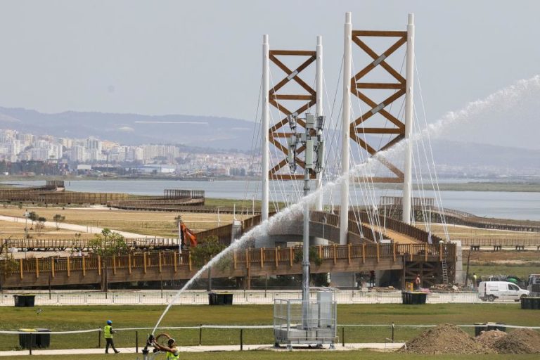 Associação República e Laicidade contra nome da ponte ciclopedonal entre Lisboa e Loures