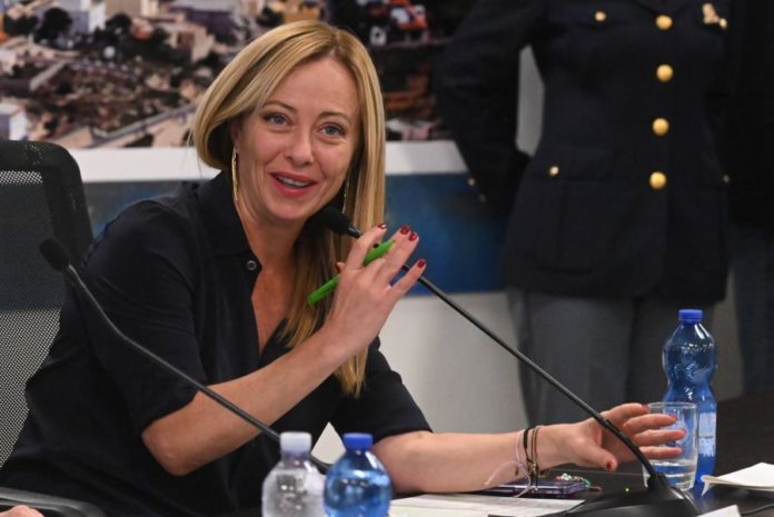 41518214.jpg