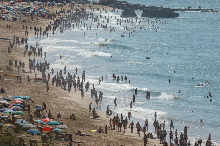 Viagens de residentes dentro do país representam 85,6% das deslocações no 2.º trimestre