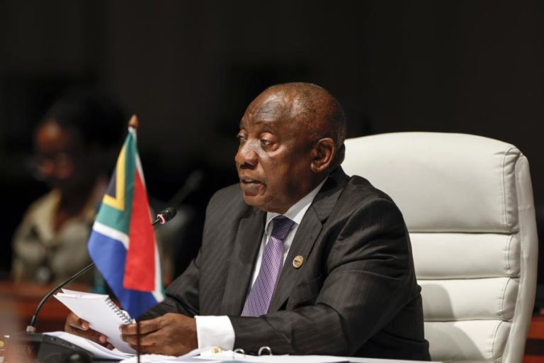 Presidente sul-africano adverte que evacuação em Gaza pode ser um “quase genocídio”