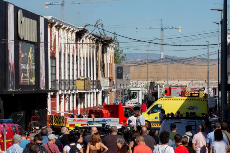 Sobe para sete o número de mortos em incêndio em discoteca espanhola de Múrcia