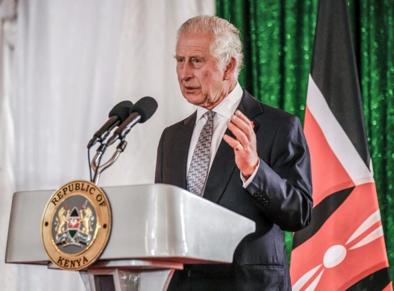 Carlos III condena violência do Reino Unido contra quenianos na época colonial