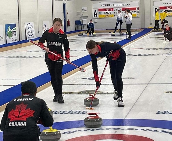 FOTO: CURLING CANADA/X