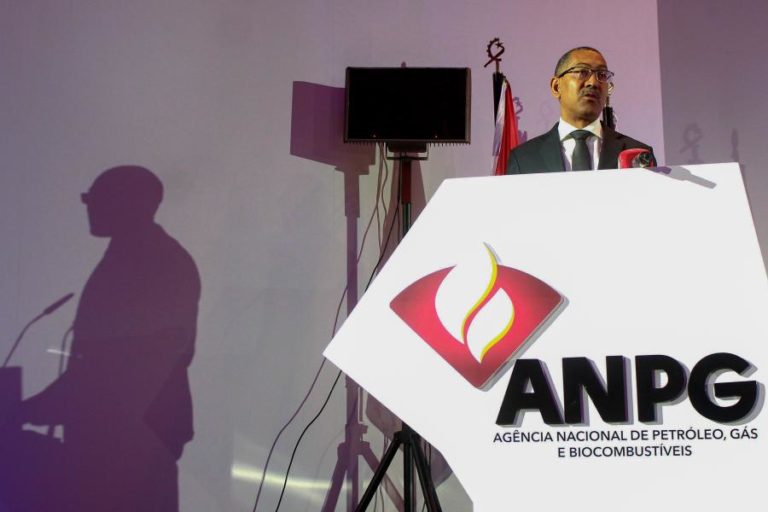 Angola perspetiva para 2030 arranque da produção de biocombustíveis