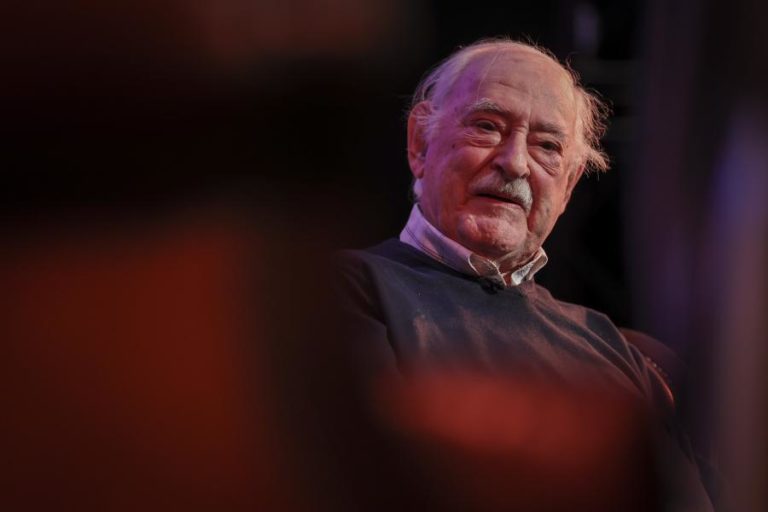 “O misterioso caso de Lázaro” com Ruy de Carvalho e em sua homenagem estreia-se nos cinemas