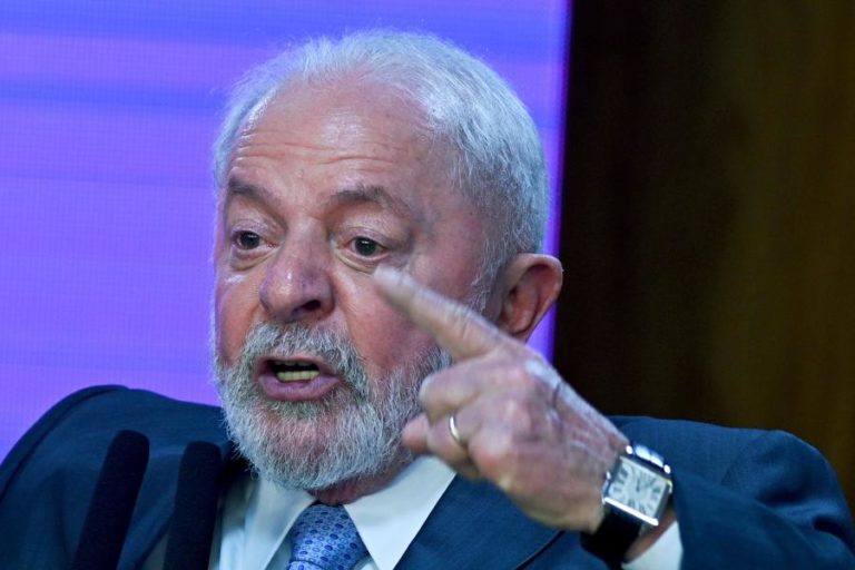 Lula anuncia que militares vão reforçar segurança de fronteiras, portos e aeroportos
