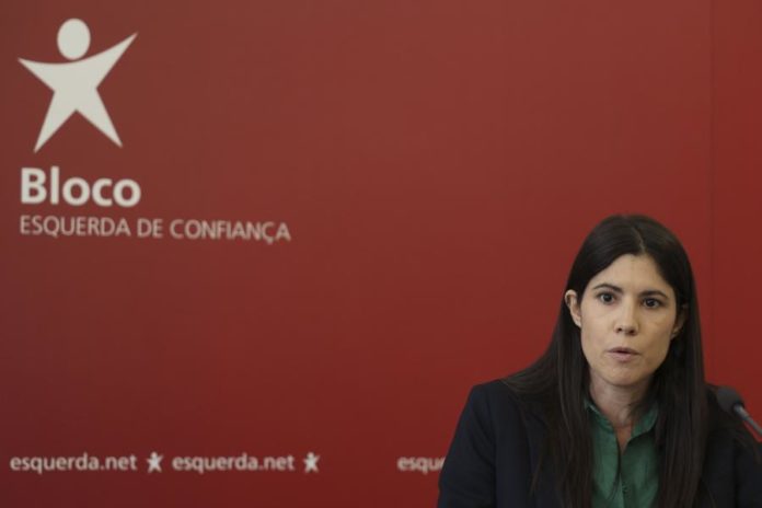41820879.jpg