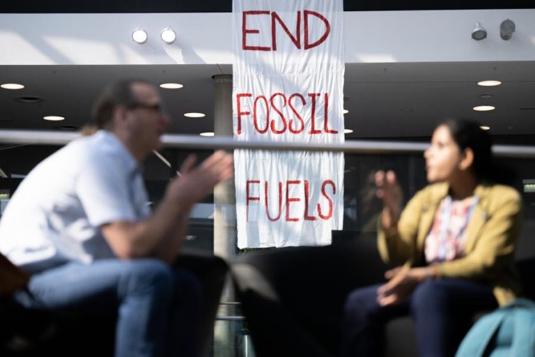 COP28: Amnistia Internacional pede eliminação urgente dos combustíveis fósseis