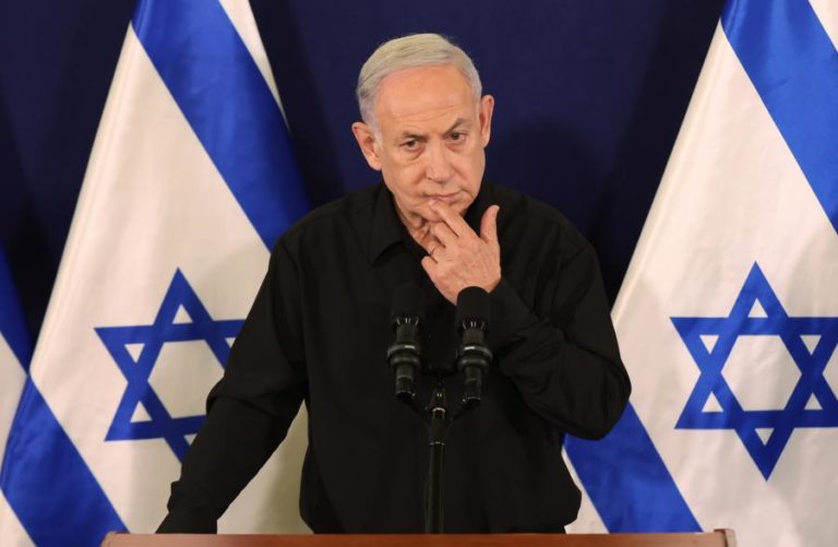 Netanyahu expressa “insatisfação” a Putin após voto de cessar-fogo