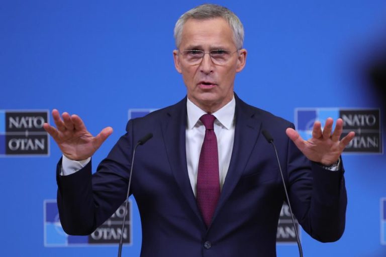 Secretário geral da NATO na Arábia Saudita após visita de Presidente russo