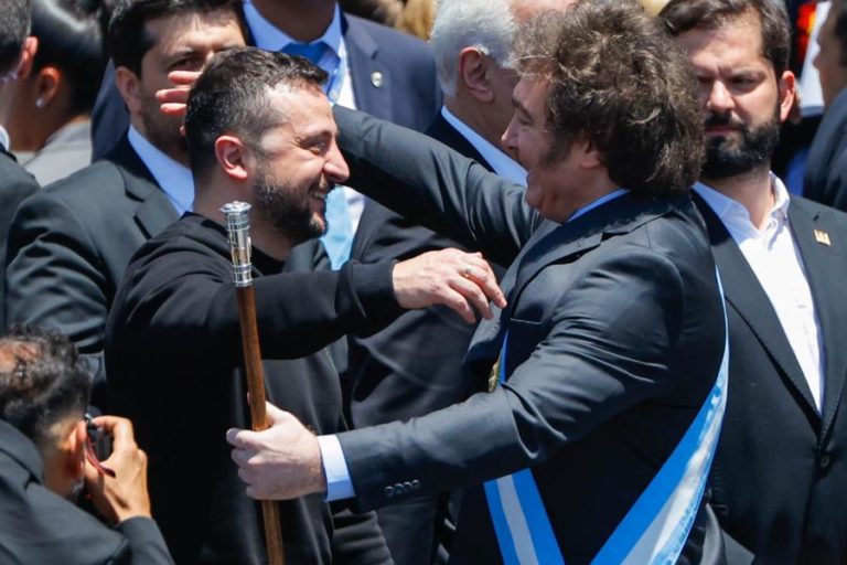 Zelensky deseja que Milei e a Argentina “surpreendam o mundo”
