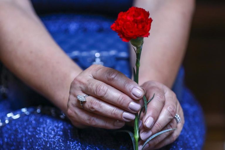 Olhar de 28 artistas sobre conquista da liberdade reunido em exposição