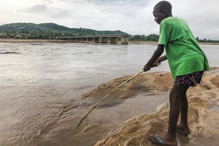 Moçambique alerta que tempestade moderada pode evoluir para severa