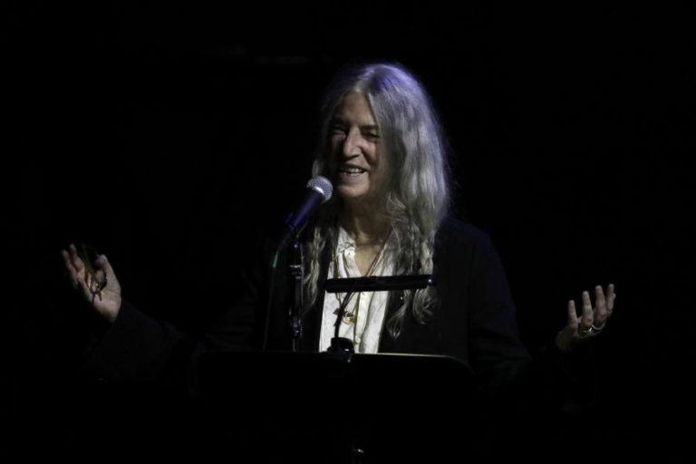 Patti Smith, João Fiadeiro e percursos na arquitetura no MAC/CCB até 2025