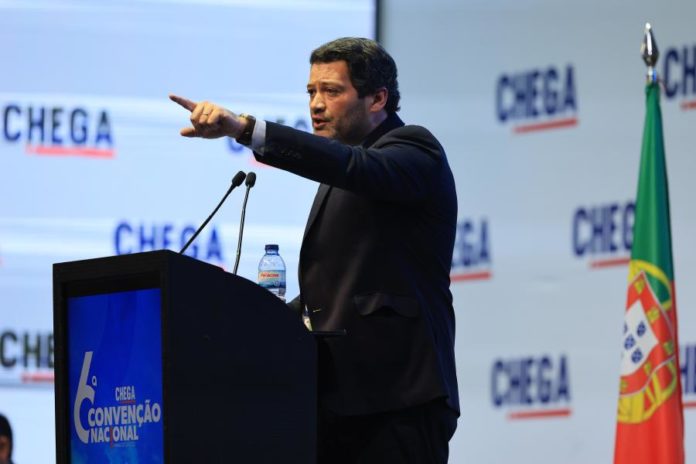 42145105.jpg