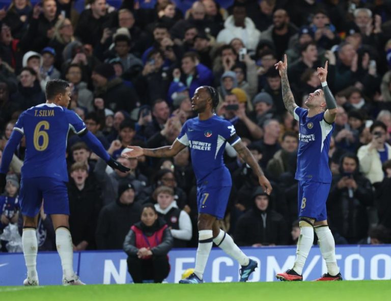 Chelsea ‘vira’ eliminatória com goleada e está na final da Taça da Liga inglesa