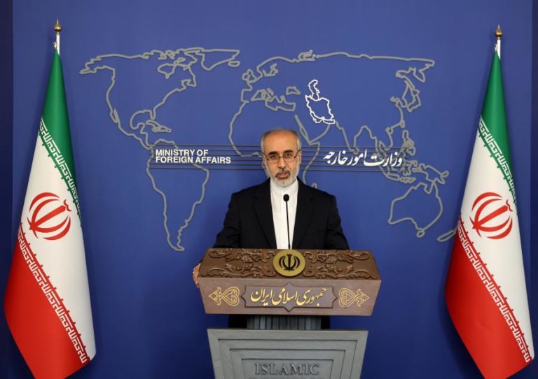 Teerão ameaça retaliar em caso de ataque norte-americano